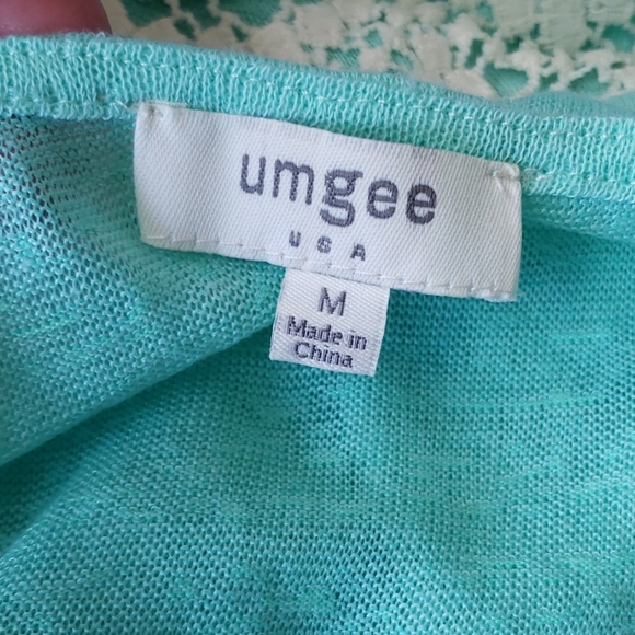 Umgee bellsleeve crochet lace blouse medium - Picture 5 of 7